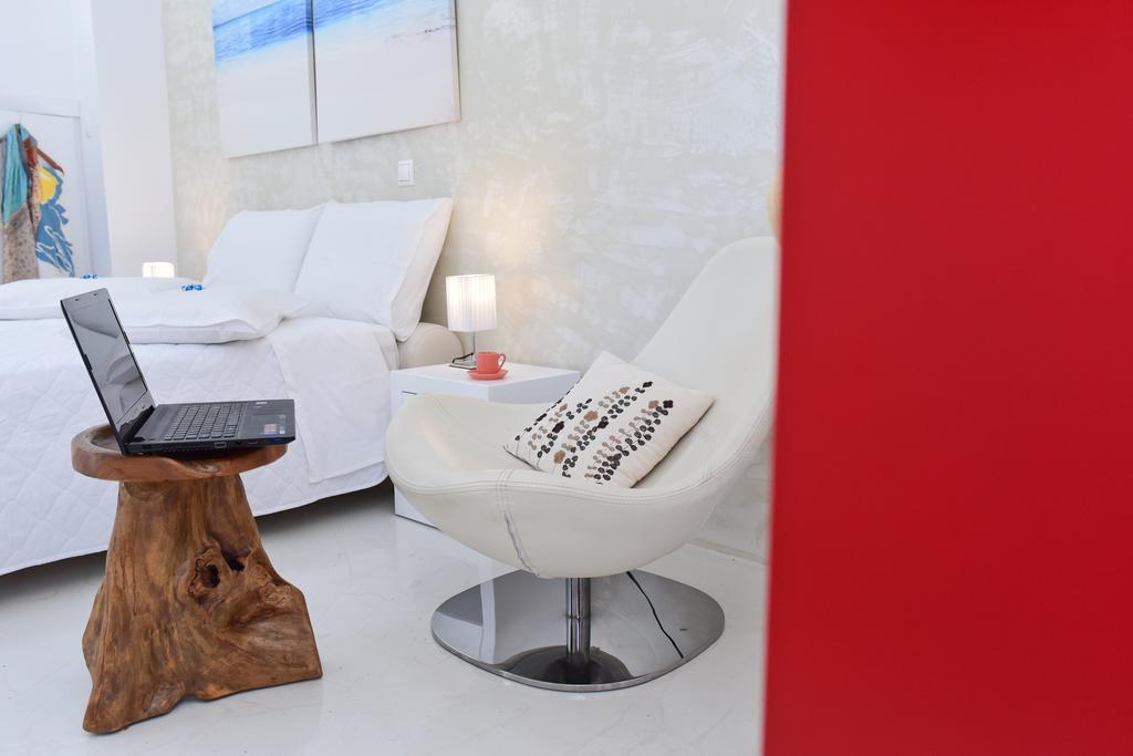 Mavres Luxury Studio Ágios Matthaíos Dış mekan fotoğraf